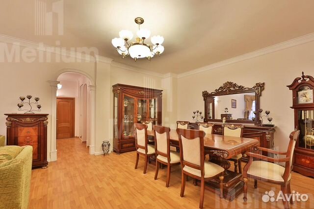 3-к квартира, 140 м², 5/7 эт.