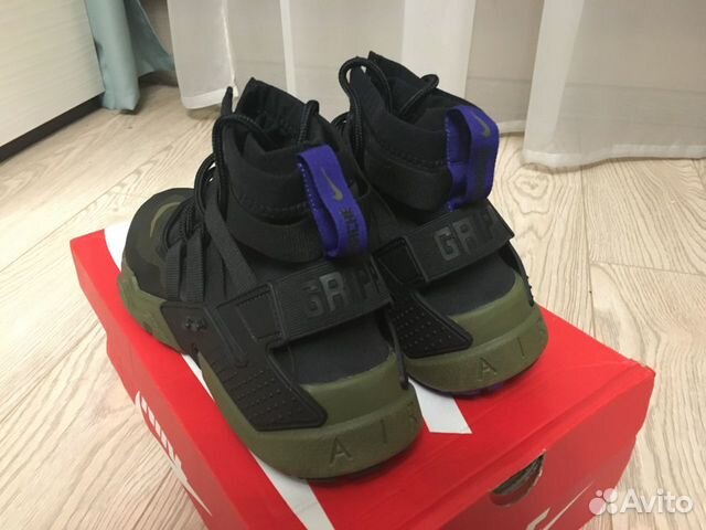 Кроссовки Nike Air Huarache Gripp QS Кроссовки Nike Air Huarache Gripp QS