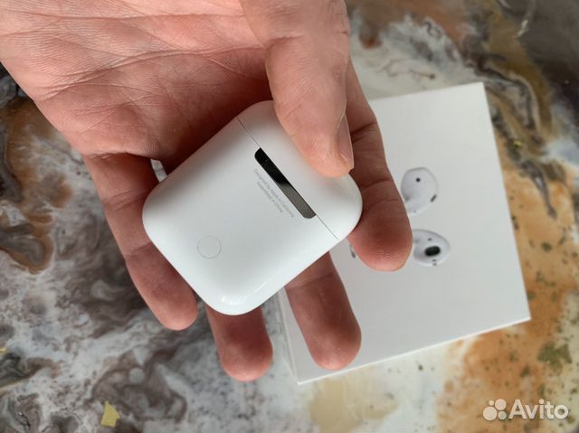 AirPods AirPods
