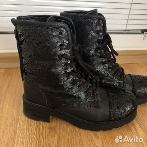 Кожаные ботинки