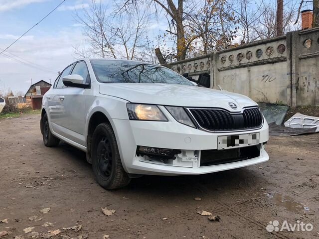 Разбор skoda octavia. Крыша в разборе Шкода Фабия 2013г фото. Разборки Шкода Донецк.