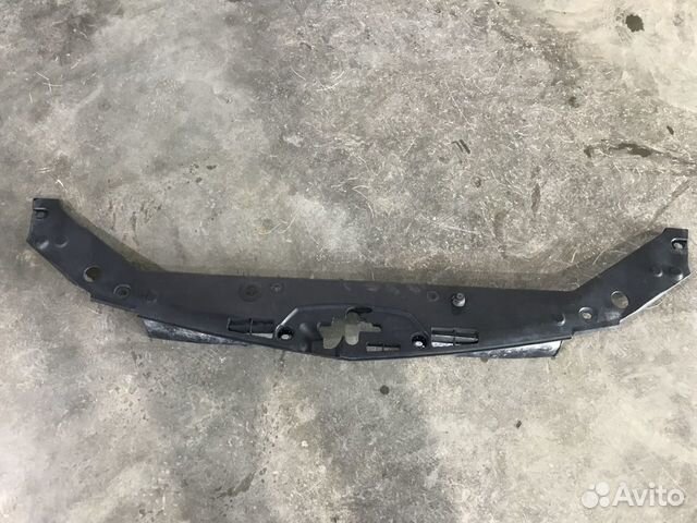 Накладка замка капота Honda Accord 8 Накладка замка капота Honda Accord 8