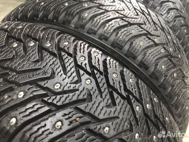 205 60 R16 Nokian Hakkapeliitta 8, vtt3