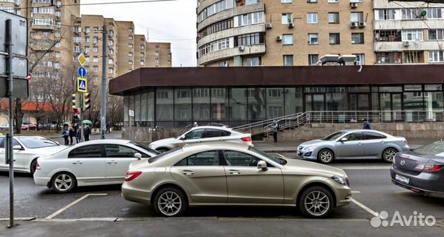 Помещение свободного назначения, 376 м²