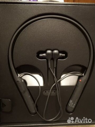 Новые наушники Sony WI-C600N Новые наушники Sony WI-C600N