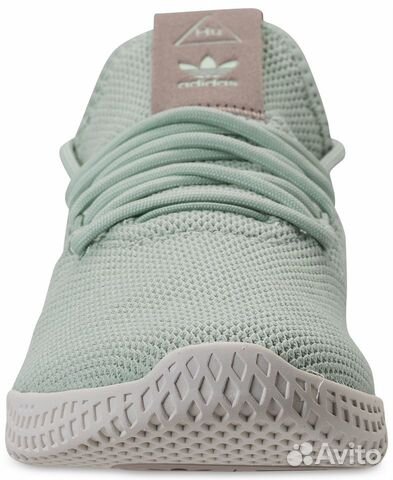 Новые кроссовки Adidas Новые кроссовки Adidas