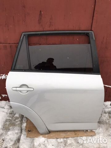 Дверь Toyota Rav 4/Vanguard, правая задняя