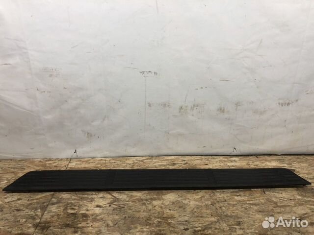 Накладка подножки правая Lexus GX 2009-2019г