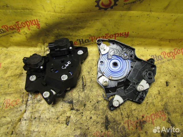 Моторчики заслонок печки Ford Focus 3