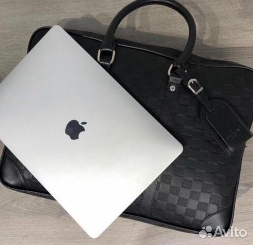 Портфель Louis Vuitton кожаный