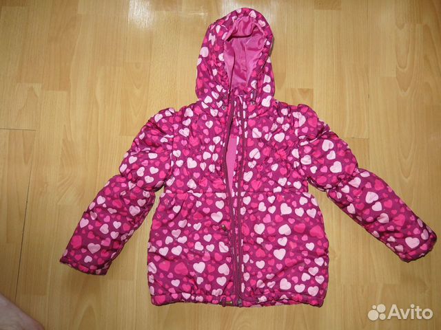 Куртка на девочку 104-110 см Куртка на девочку 104-110 см