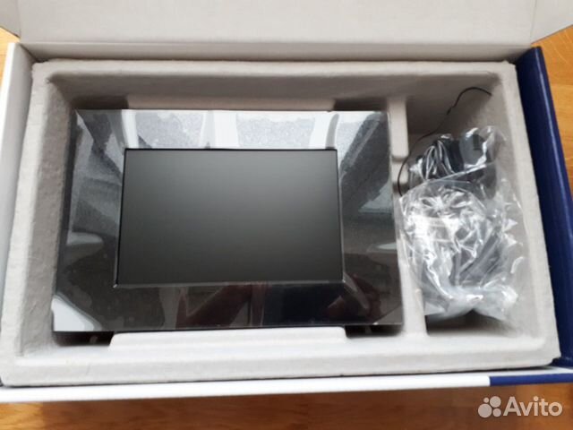 Цифровая фоторамка Sony DPF-A72N новая Цифровая фоторамка Sony DPF-A72N новая