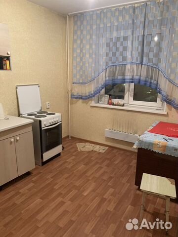 2-к квартира, 57 м², 4/10 эт.
