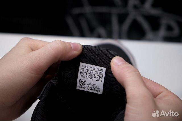 Кроссовки Adidas Falcon Кроссовки Adidas Falcon