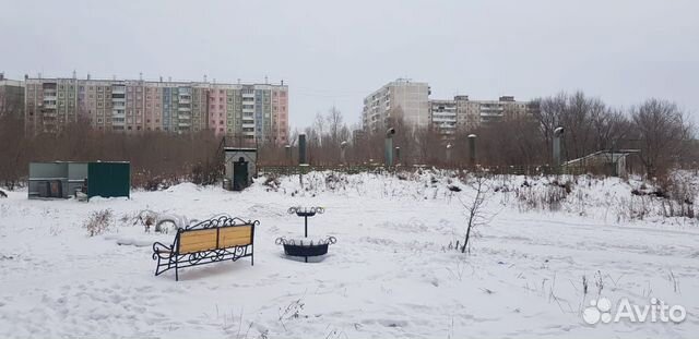 4-к квартира, 76 м², 1/10 эт.