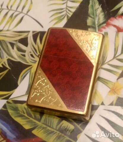 Новая оригинальная зажигалка Zippo Новая оригинальная зажигалка Zippo
