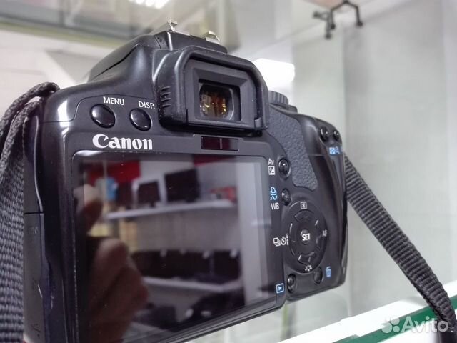 Зеркальный фотоаппарат Canon 450D Зеркальный фотоаппарат Canon 450D