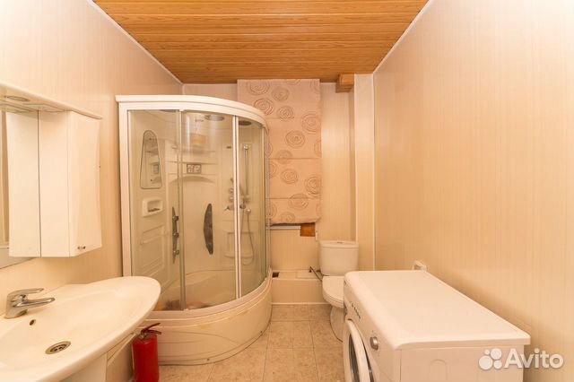 Коттедж 200 м² на участке 6 сот.
