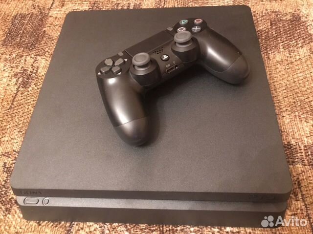 PS4 1Tb на гарантии 10 месяцев PS4 1Tb на гарантии 10 месяцев