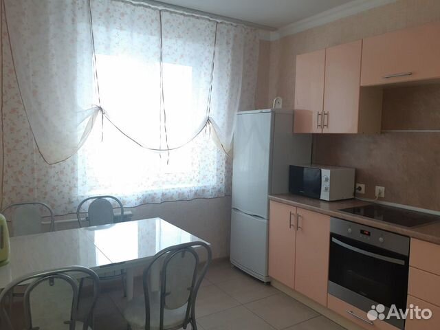 2-к квартира, 60 м², 2/10 эт.