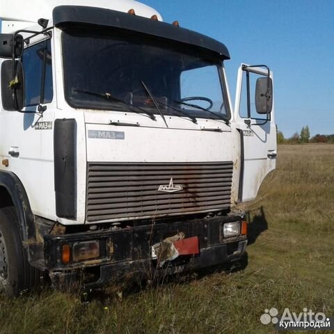Тягачь седельный маз-543203-220