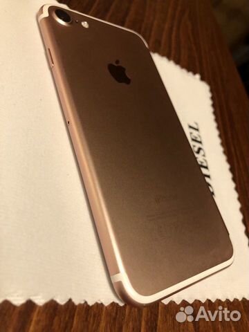 iPhone 7 32GB (rose gold)