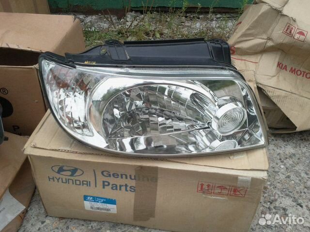 Фара правая Hyundai Matrix 01-04 Фара правая Hyundai Matrix 01-04