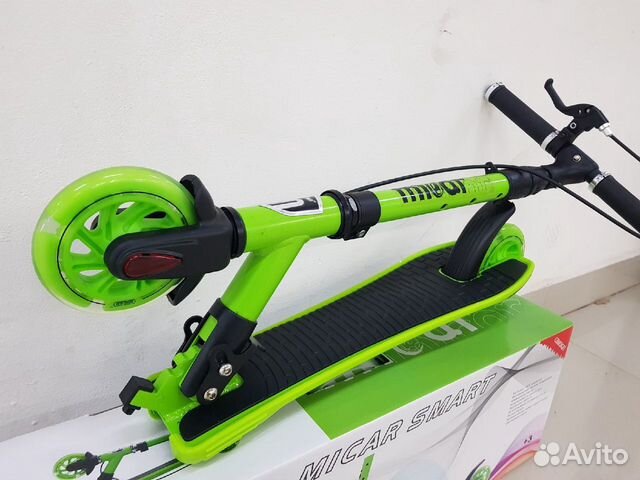 Самокат Micar Smart Green свет колеса/тормоз Новый Самокат Micar Smart Green свет колеса/тормоз Новый