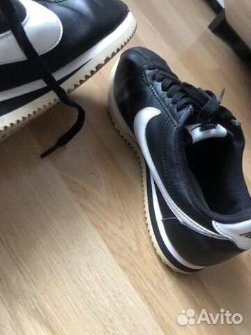 Кроссовки Nike Wmns classic cortez leather (б/у) Кроссовки Nike Wmns classic cortez leather (б/у)