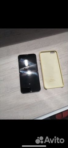 Телефон iPhone