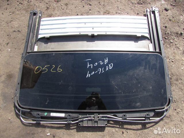 Люк крыши Infiniti QX56 Nissan Armada 2004-2010 Люк крыши Infiniti QX56 Nissan Armada 2004-2010