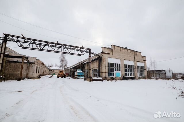 Помещение свободного назначения, 300 м²