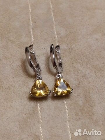 Серебряные серьги с цитринами Серебряные серьги с цитринами