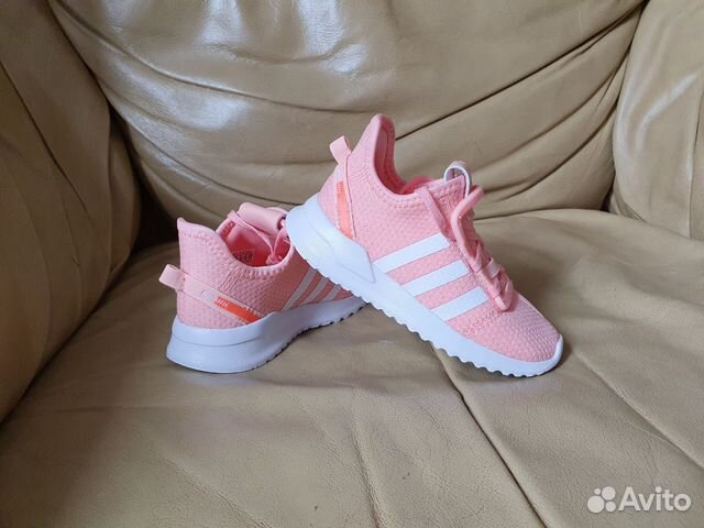 Кроссовки Adidas новые детские 27 р Кроссовки Adidas новые детские 27 р