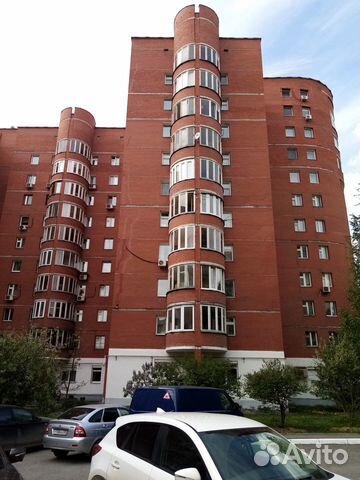 4-к квартира, 130 м², 2/10 эт.