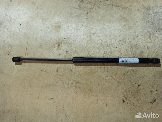 Амортизатор багажника Opel Astra H GTC Z18XER 2010