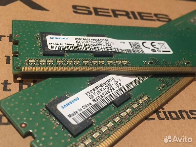 Оперативная память samsung 8x4gb DDR4 Оперативная память samsung 8x4gb DDR4
