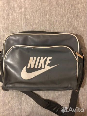 Спортивная сумка Nike Спортивная сумка Nike