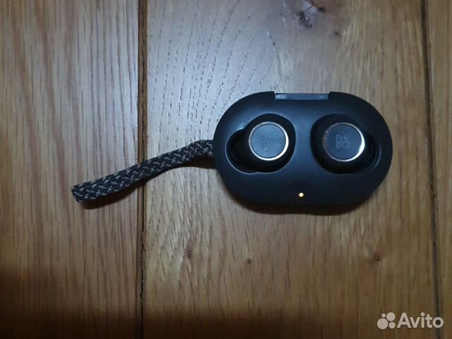Беспроводные наушники Bang & Olufsen BeoPlay E8 Беспроводные наушники Bang & Olufsen BeoPlay E8