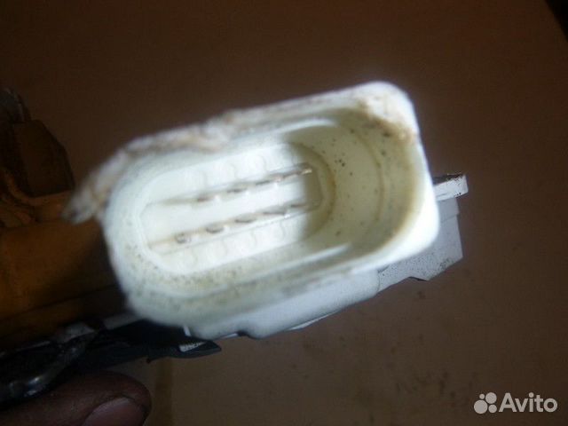 Замок двери задней правой audi A6 (C7,4G) 2011