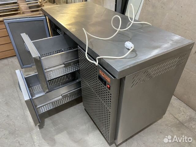 Стол холодильный Hicold GN 12/TN 0 Стол холодильный Hicold GN 12/TN 0