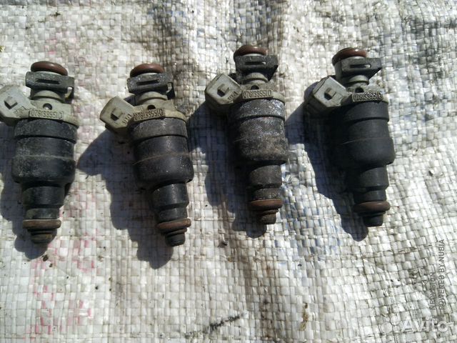 Форсунка топливная Ауди А4 Б5 1.6 ADP