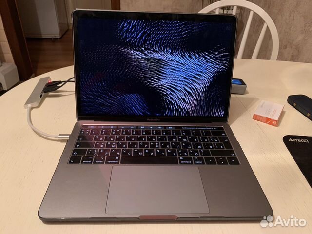 Продам MacbookPro 13 2019