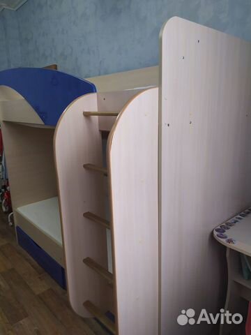 Кровать 2-ярусная, б/у, в хорошем состоянии