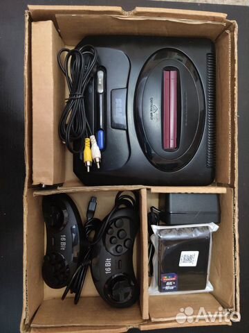 Sega mega drive II оригинал + Флеш картридж 16 гб