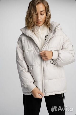 Дутая oversize куртка с капюшоном новая befree