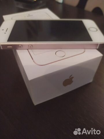 Телефон iPhone se 32 GB Телефон iPhone se 32 GB