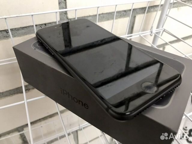 iPhone 8 64 gb iPhone 8 64 gb