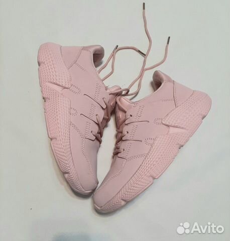 Кроссовки новые Р. 37 Кроссовки новые Р. 37