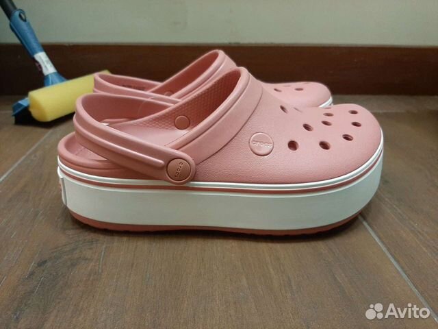crocband platform clog